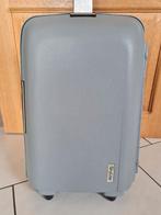 Petite valise grise en plastique dur, Roulettes, Plastique dur, Moins de 35 cm, Enlèvement