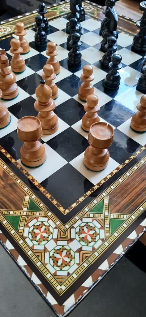 💥Prachtig houten schaakspel, Hobby en Vrije tijd, Ophalen