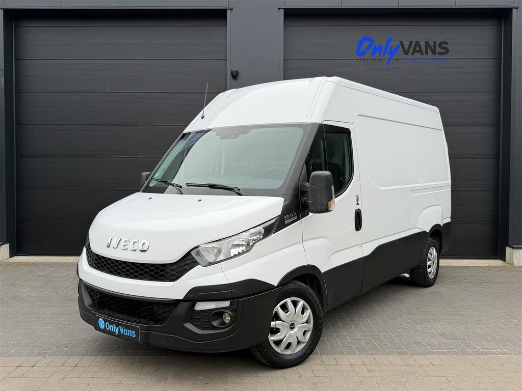 Iveco Daily 3.0D Hi-Matic / 35s17 / 3 Zitpl / Trekhaak 3.5, Autos, Camionnettes & Utilitaires, 0 kg, Euro 5, Achat, Entreprise