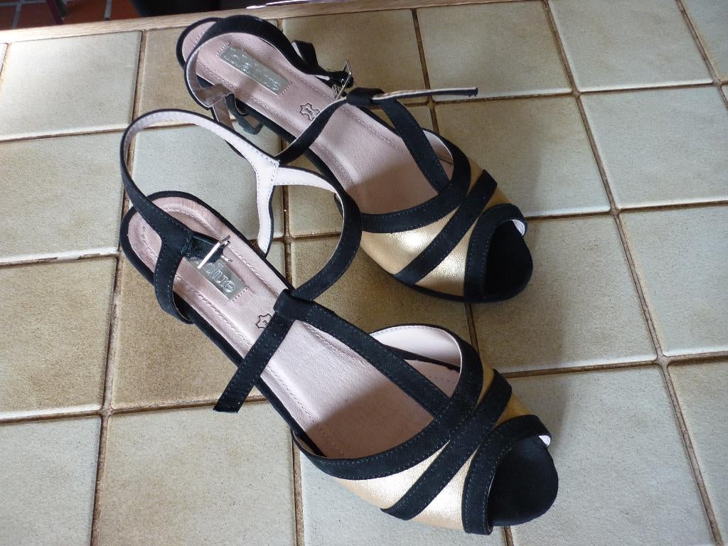 Damesschoen 41, Kleding | Dames, Schoenen, Schoenen met lage hakken, Zwart, Ophalen of Verzenden, Zo goed als nieuw