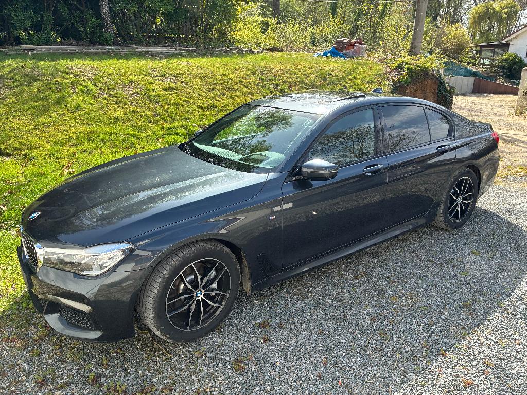 auto, Auto's, Automaat, Achterwielaandrijving, 7 Reeks, Leder