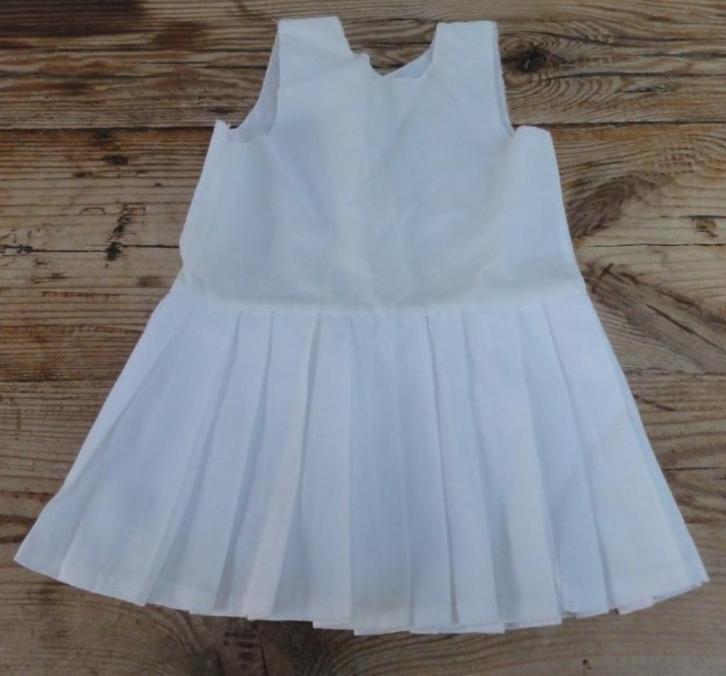 Frans brocante wit plooirokje met bovenstukje van gaas, Collections, Poupées, -, Utilisé, -, Vêtements