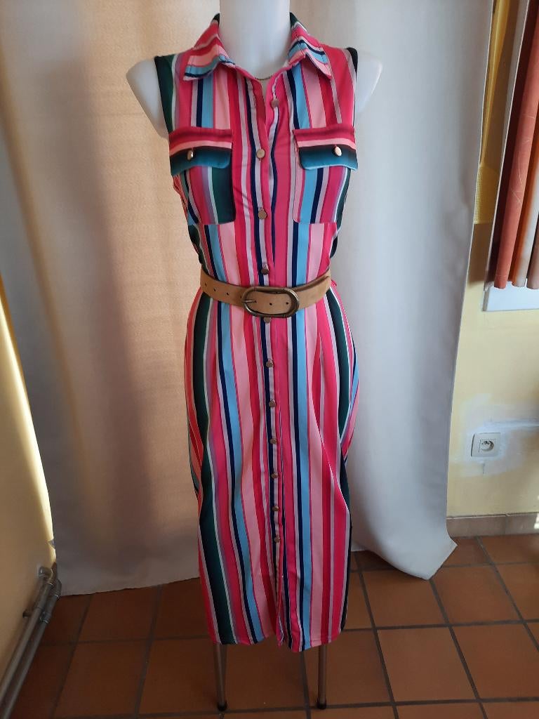 K-Design kleedje M, Vêtements | Femmes, Robes, Enlèvement ou Envoi, Autres couleurs, Comme neuf, Sous le genou