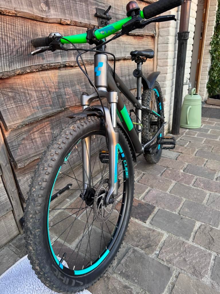 Vélo Cube 24 pouces, Vélos & Vélomoteurs, Frein sur jante, 24 pouces ou plus, Guidon à 360°, Aluminium