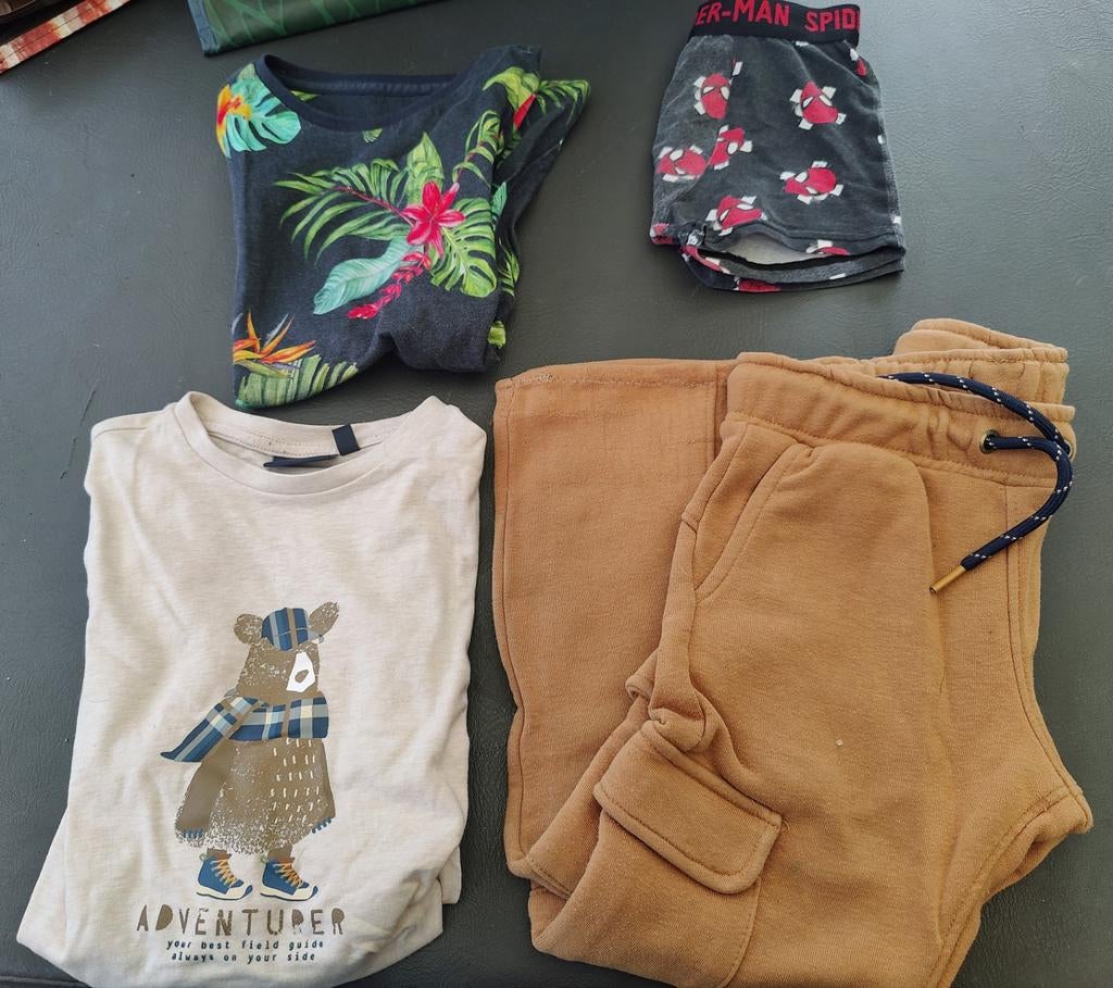 Setje kledij maat 110, Ophalen of Verzenden, Maat 110