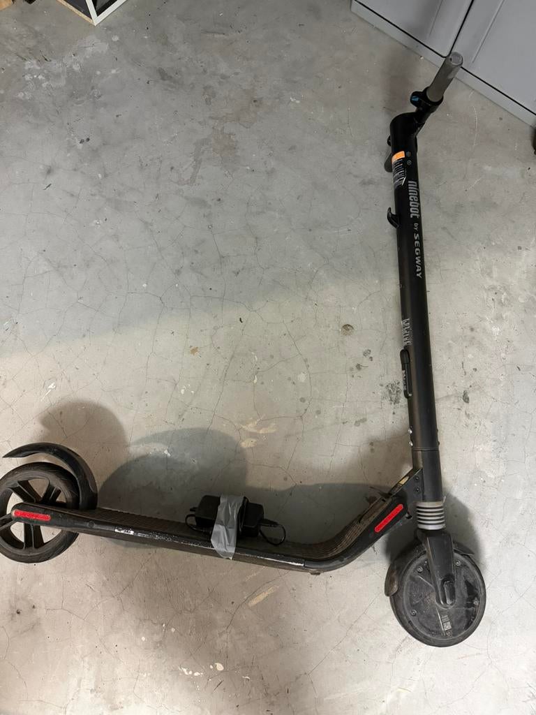 Elektrische step ninebot es1, Enlèvement, Comme neuf