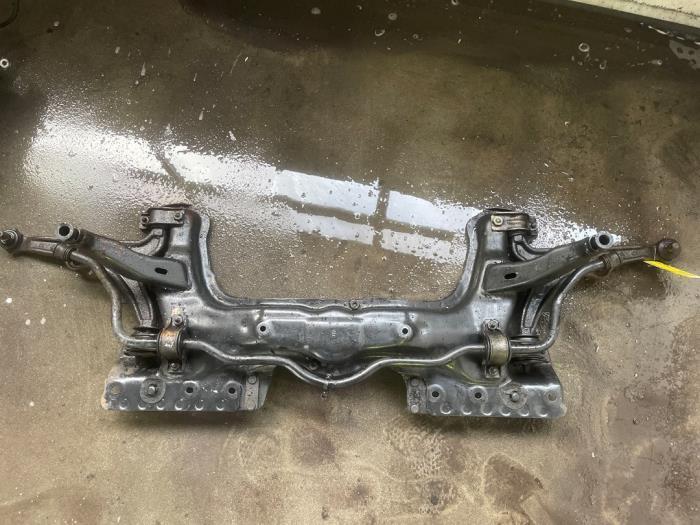 Faux châssis d'un Alfa Romeo Spider, Autos : Pièces & Accessoires, Suspension & Châssis, Alfa Romeo, Utilisé, 3 mois de garantie