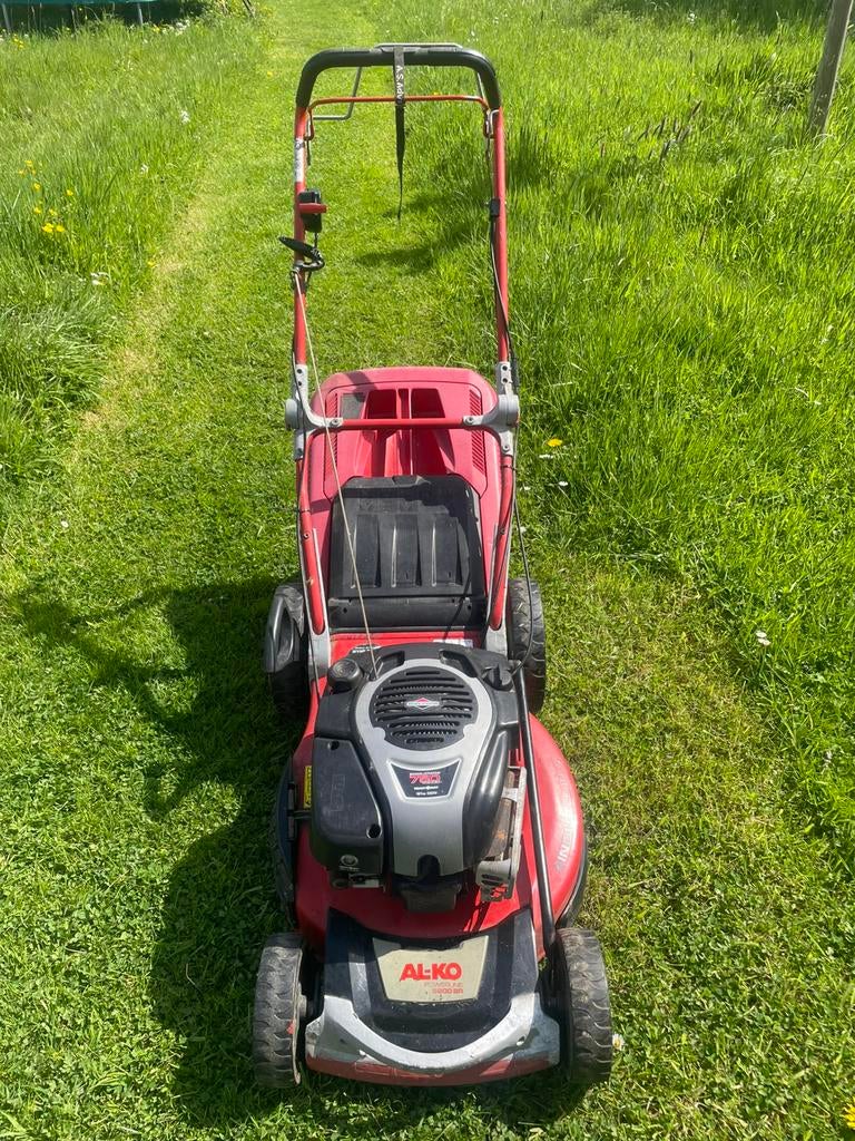 Grasmaaier Briggs & Stratton, Jardin & Terrasse, Tondeuses à gazon à essence, Utilisé, Bac de ramassage, Enlèvement