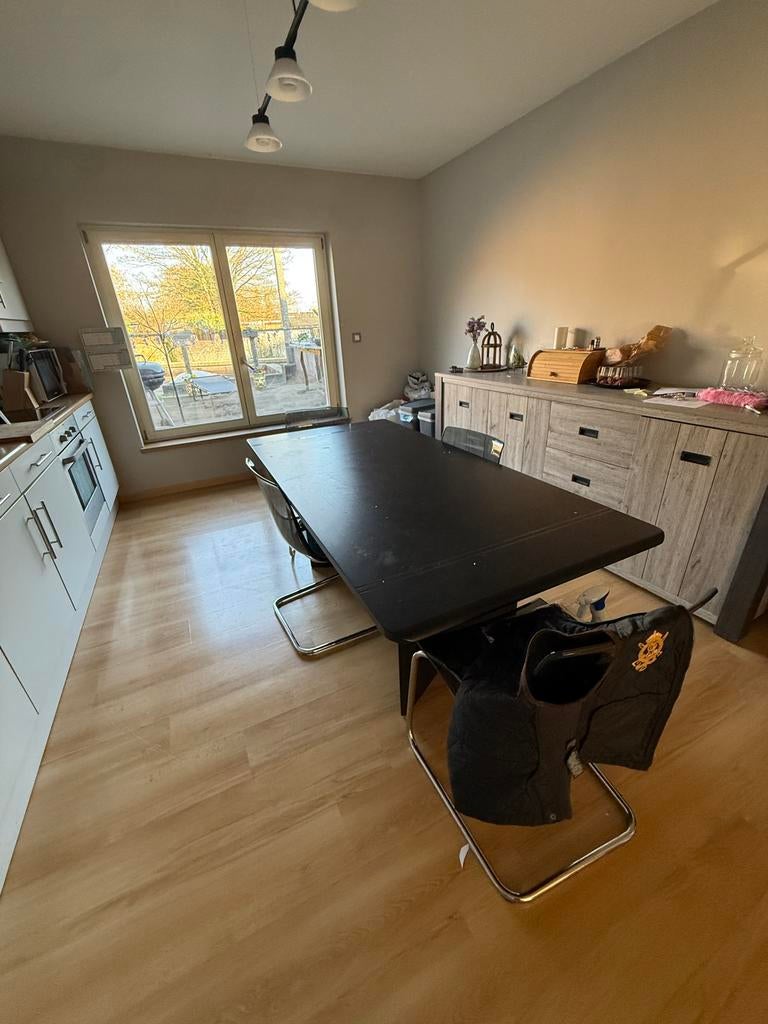 Grande table a manger! Super solide ‘, Maison & Meubles, 150 à 200 cm, Cinq personnes ou plus, Enlèvement, Utilisé