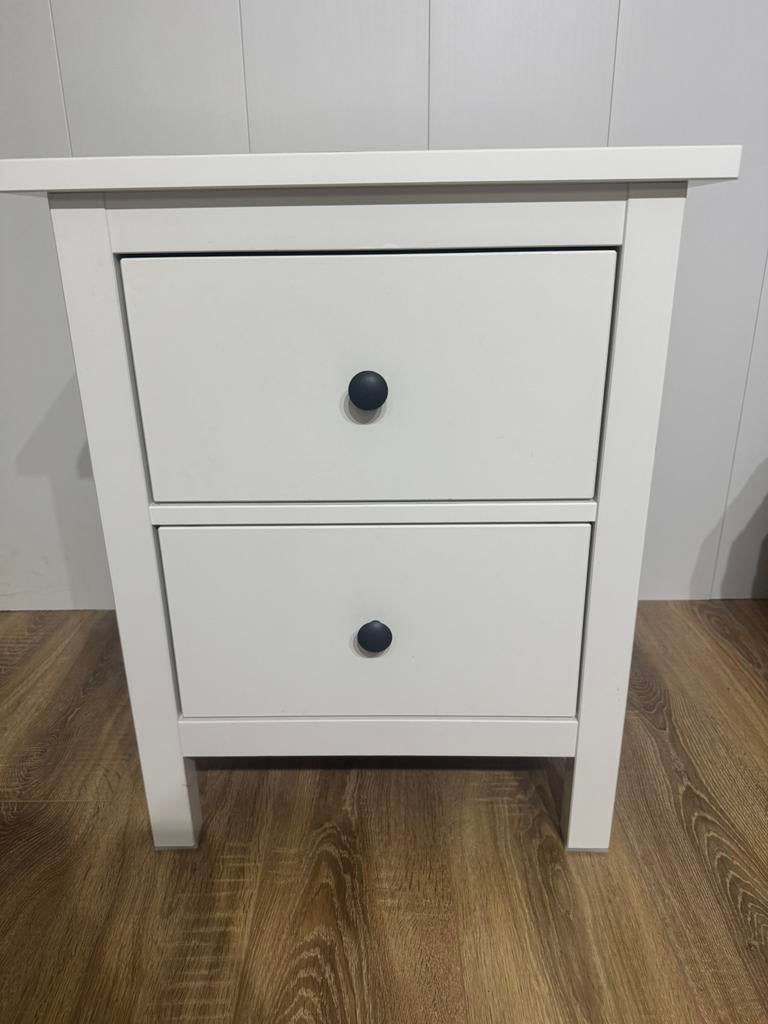Nachtkastje Ikea Hemnes, Ophalen, Zo goed als nieuw