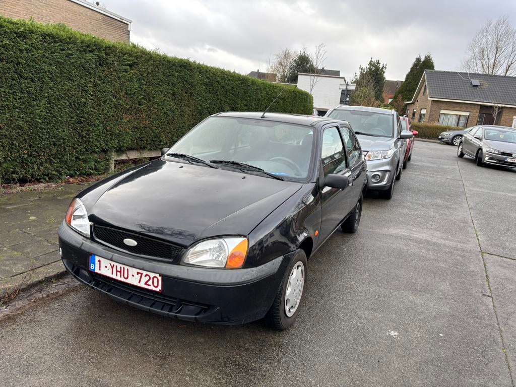 Ford Fiesta 1.3 benzine, Euro 4, Voorwielaandrijving, 1299 cc, Stof, 4 cilinders