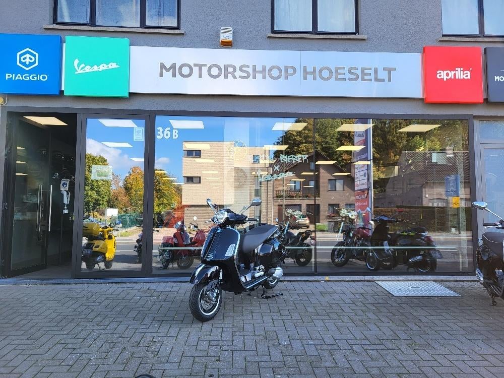 Vespa GTS 125 Super, Scooter, Entreprise, Permis Moto A1 minimum, Neuf