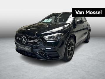 Mercedes-Benz GLA 180 AMG Line + NIGHTPACK + SURROUND VIEW + beschikbaar voor biedingen