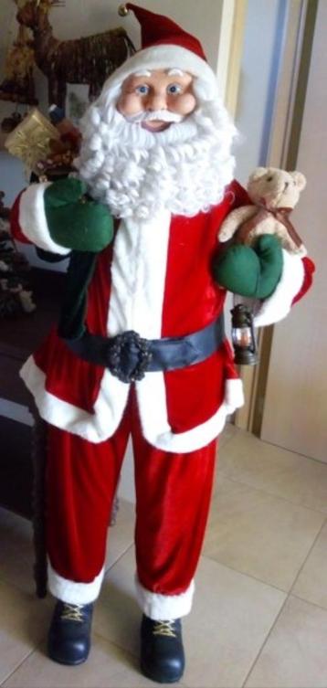 1m85 hoge kerstman beschikbaar voor biedingen
