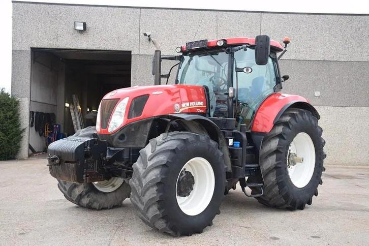 New Holland T7.270 4WD SA T7.270 4WD SA (bj 2014), Zakelijke goederen, Landbouw | Tractoren, meer dan 10000, New Holland, Gebruikt