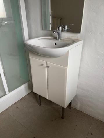 Meuble Lavabo beschikbaar voor biedingen
