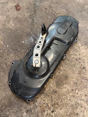 Yamaha Aerox carterdeksel carbon met kickstarter beschikbaar voor biedingen