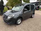 Mercedes Citan. 1.5 diesel, Auto's, Bestelwagens en Lichte vracht, Voorwielaandrijving, Stof, Euro 6, 4 cilinders