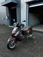 Razzo venice 125cc, Ophalen, Zo goed als nieuw