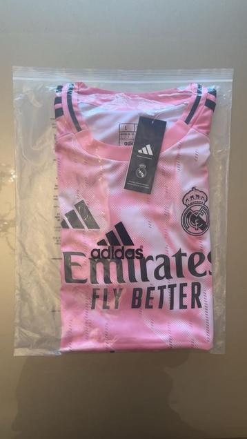 Tshirt football beschikbaar voor biedingen