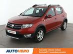 Dacia Sandero 0.9 TCe Stepway Prestige (bj 2015), Auto's, Dacia, Voorwielaandrijving, Stof, Gebruikt, https://public.car-pass.be/vhr/ed0ef8e7-41fe-43b2-a33b-fa81c97b0c5b
