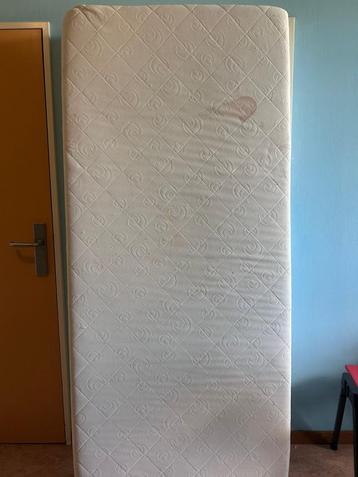Single Foam Mattress 90x200 cm – Used, Good Condition beschikbaar voor biedingen