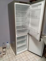 Iskast/ Diepvries LG in inox uitvoering, Elektronische apparatuur, Ophalen, Zo goed als nieuw