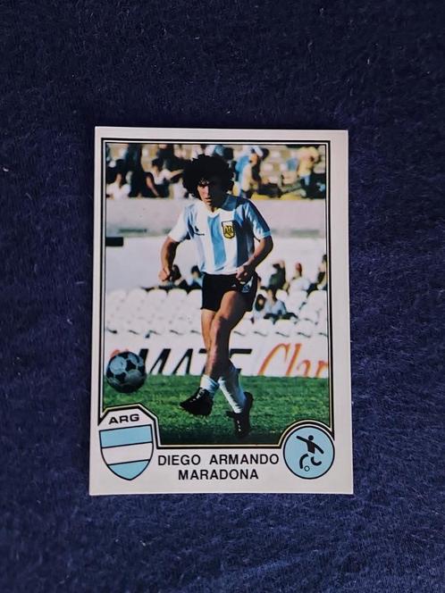 Panini sticker card voetbal ' Euro 82 - Maradona '  -nieuw-, Verzamelen, Sportartikelen en Voetbal, Zo goed als nieuw, Poster, Plaatje of Sticker