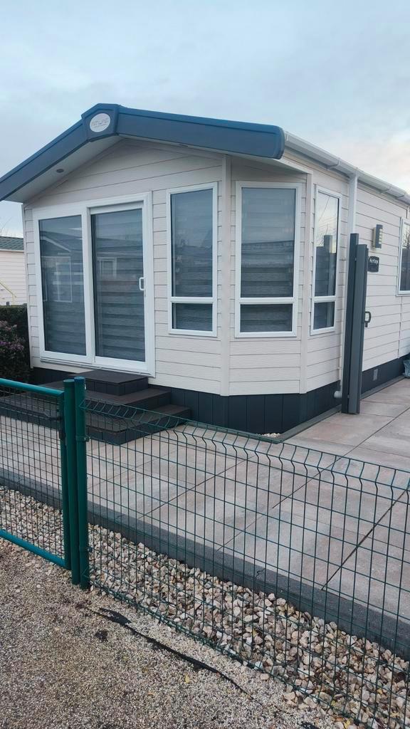 Chalet "Atlas - Heritage" 12m x 3,8m, Caravans en Kamperen, Stacaravans, Ophalen