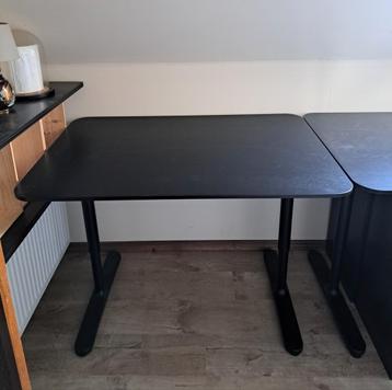 Verstelbare bureau Bekant Ikea beschikbaar voor biedingen