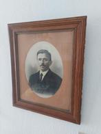 Portret 1920 1940 houten lijst en onder glas, Ophalen, Gebruikt, Foto, Voor 1940