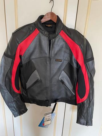 REVENGER MOTORJAS beschikbaar voor biedingen