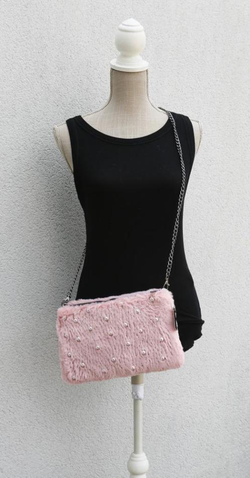 Mooi nieuw roze pareltasje met schouderriem (of etui), Handtassen en Accessoires, Tassen | Damestassen, Nieuw, Roze, Ophalen of Verzenden