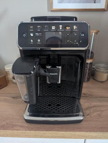 Machine à café Philips latte 5100, Electroménager, Machine à espresso, Enlèvement ou Envoi, Café en grains, 1 tasse