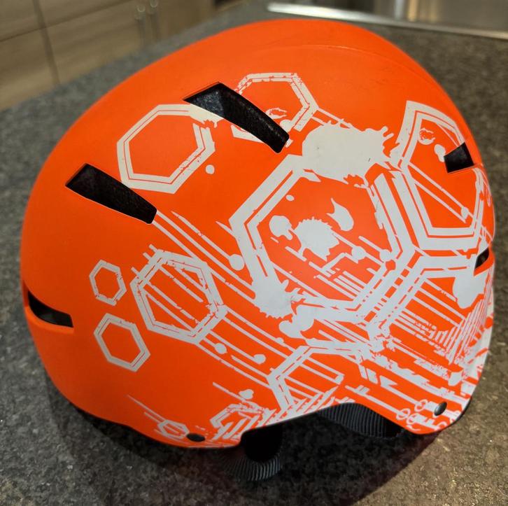 Fietshelmen, Fietsen en Brommers, Fietsaccessoires | Fietshelmen, Nieuw, Jongen of Meisje, Overige maten, Ophalen