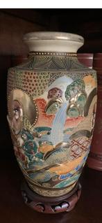 twee identieke chinese vazen met stempel, Antiquités & Art, Antiquités | Vases, Enlèvement ou Envoi