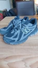 New Balance grise/noire – taille 42 – très bon état, Sport en Fitness, Loopsport en Atletiek, Ophalen of Verzenden, Zo goed als nieuw
