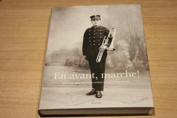 Stephan Vanfleteren - En avant, marche, Enlèvement ou Envoi, Utilisé