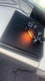 Ps4 met hdmi kabels en  oplader ook, Games en Spelcomputers, Ophalen