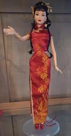 Barbie FOTW Chinese New Year, Verzamelen, Poppen, Ophalen of Verzenden, Zo goed als nieuw