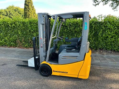 Jungheinrich Heftruck EFG 215 (bj 2018), Zakelijke goederen, Machines en Bouw | Heftrucks en Intern transport, Heftruck, Elektrisch