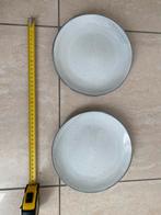 Twee kleinere borden, Huis en Inrichting, Ophalen, Zo goed als nieuw, Bord(en)
