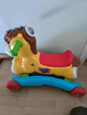 Vtech hobbel en speelpaard beschikbaar voor biedingen