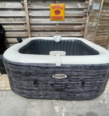 Intex jacuzzi, Enlèvement, Comme neuf, Couverture, Gonflable