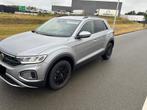 Volkswagen T-roc Gris 2024., Auto's, Stof, 1498 cc, 4 cilinders, 5 zetels