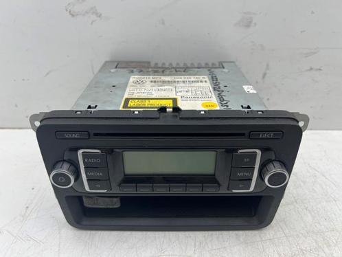 Radio van een Volkswagen Golf, Auto-onderdelen, Elektronica en Kabels, Volkswagen, Gebruikt, 3 maanden garantie, Ophalen of Verzenden