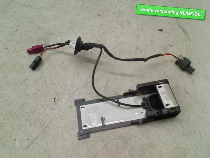 ANTENNE telefoon Audi RS Q3 (F3B) (01-2019/-), Auto-onderdelen, Elektronica en Kabels, Audi, Gebruikt