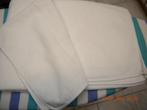 Witte 1 badhanddoek + 3 kleine handdoeken, Ophalen of Verzenden