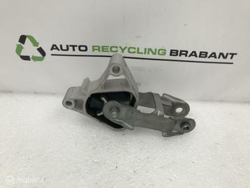 Motorsteun Mercedes CLA-klasse C117  A2462400809 beschikbaar voor biedingen