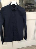 H&M slim fit easy iron d.blauw hemd. Mt. S, Kleding | Heren, Overhemden, Ophalen of Verzenden, Zo goed als nieuw, Blauw, H&M